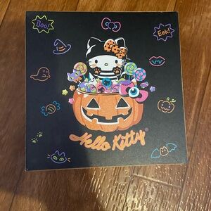 Hello Kitty Halloween Decoration